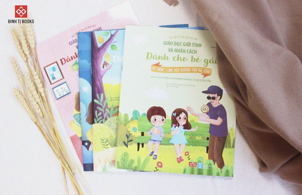 SÁCH - Combo 4 cuốn : Giáo dục giới tính và nhân cách dành cho bé gái