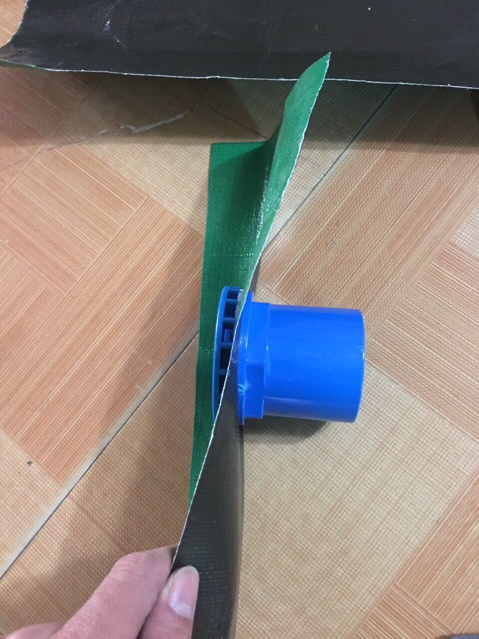 Van xả đáy hồ, bể bạt nuôi ốc ếch cá lươn