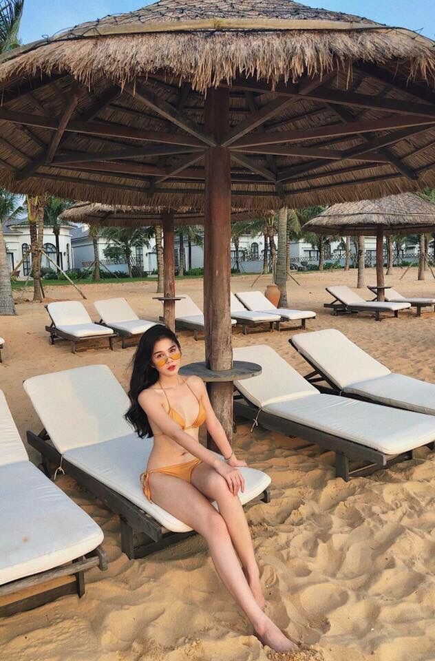 Set bikini tam giác vàng mustard