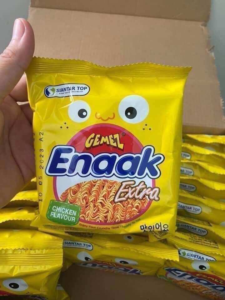 Snack mì ăn liền vị gà