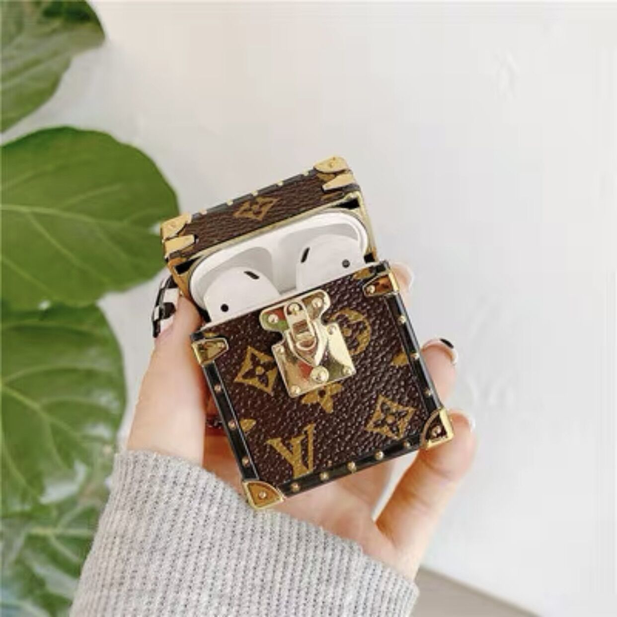 Case Airpods 1/2/pro Hình Hộp LV
