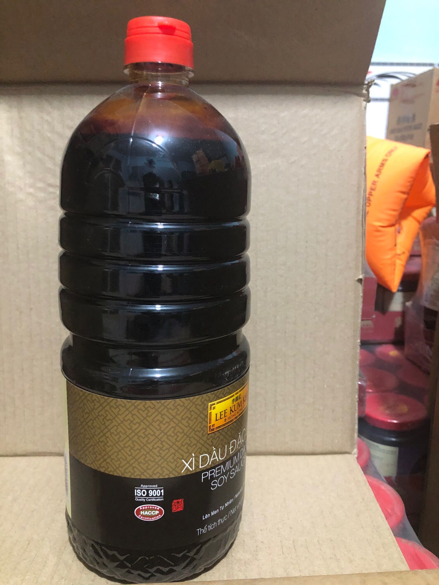 Xì dầu đặc biệt lee kum kee 1.75L