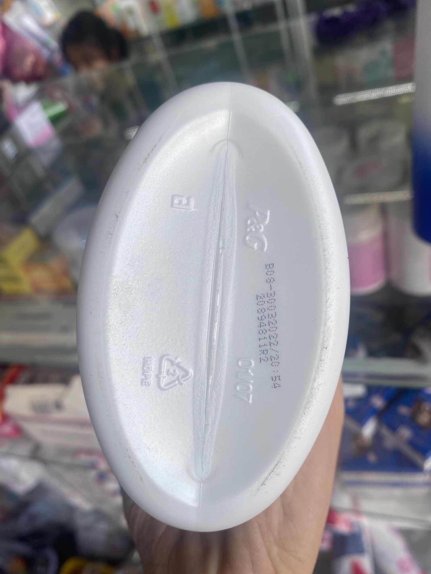 Dầu gội pantene ngăn rụng tóc óng ả 650g
