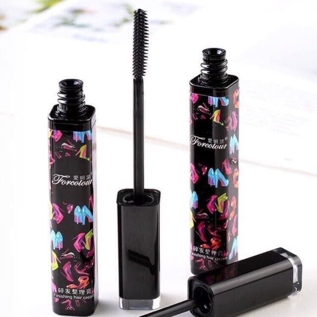 Mascara chuốt tóc con