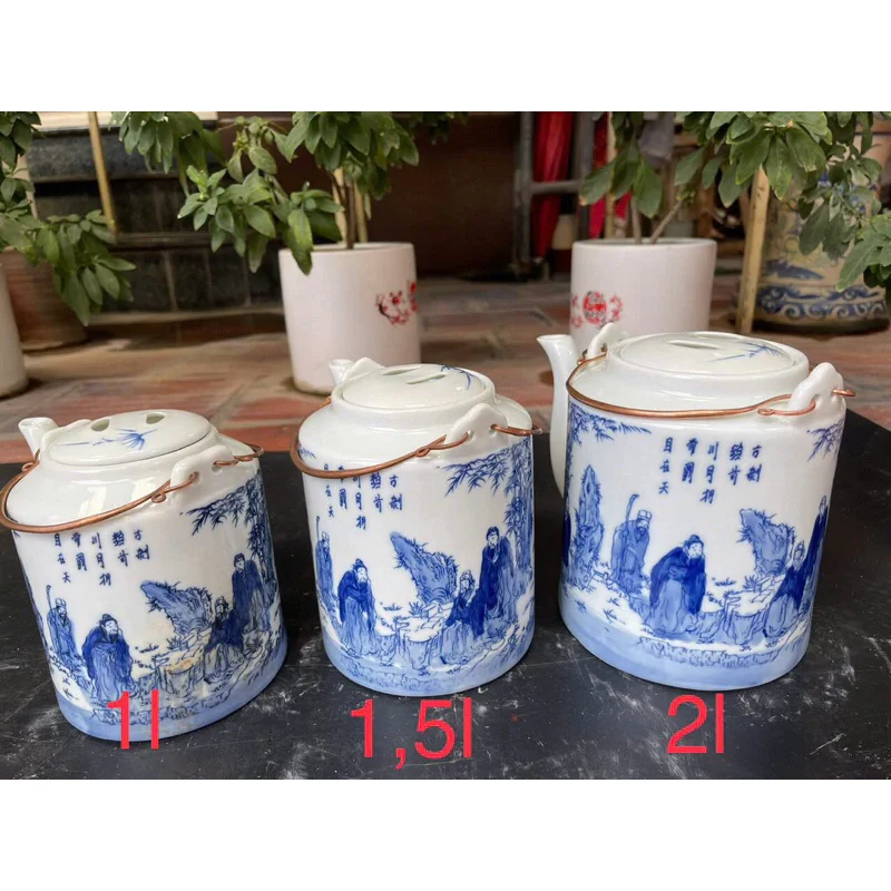 Ấm tích Thất hiền men lam cổ