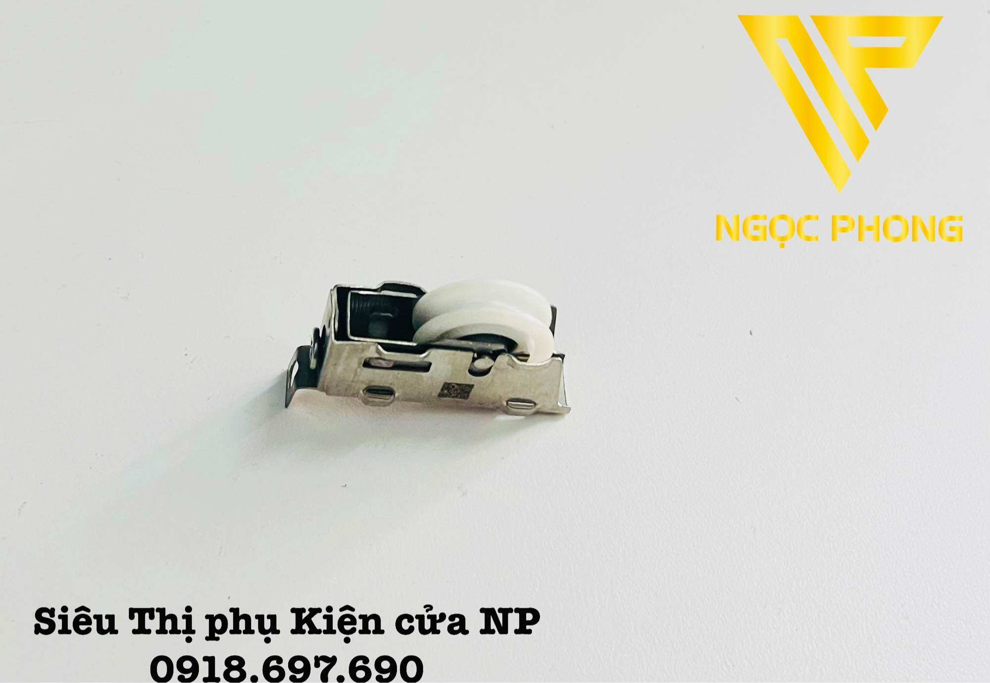 [ 138 ]Bánh xe Inox cửa sổ lùa hệ 888