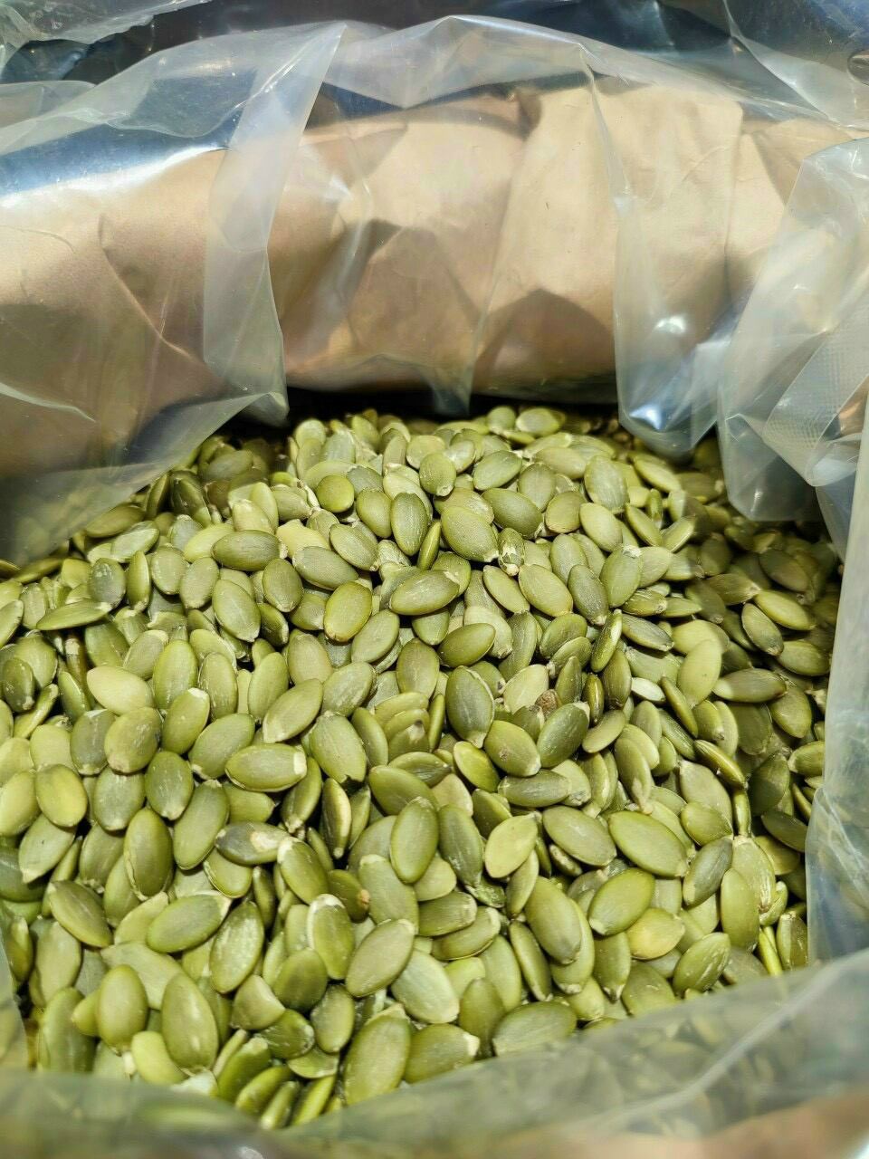 HẠT BÍ XANH TÁCH VỎ 500G ruột xanh loại béo ngon - - date luôn mới