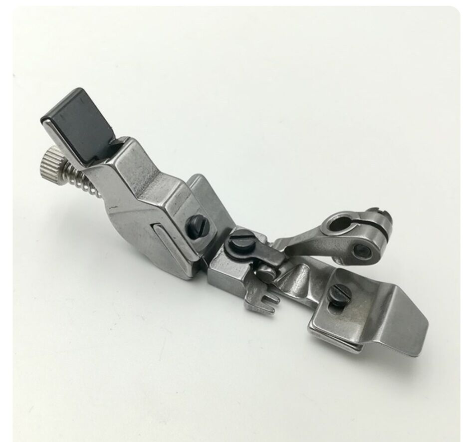 Chân vịt may thun , nhún thun máy vắt số 4 sợi chỉ. cổ chân vịt thấp
