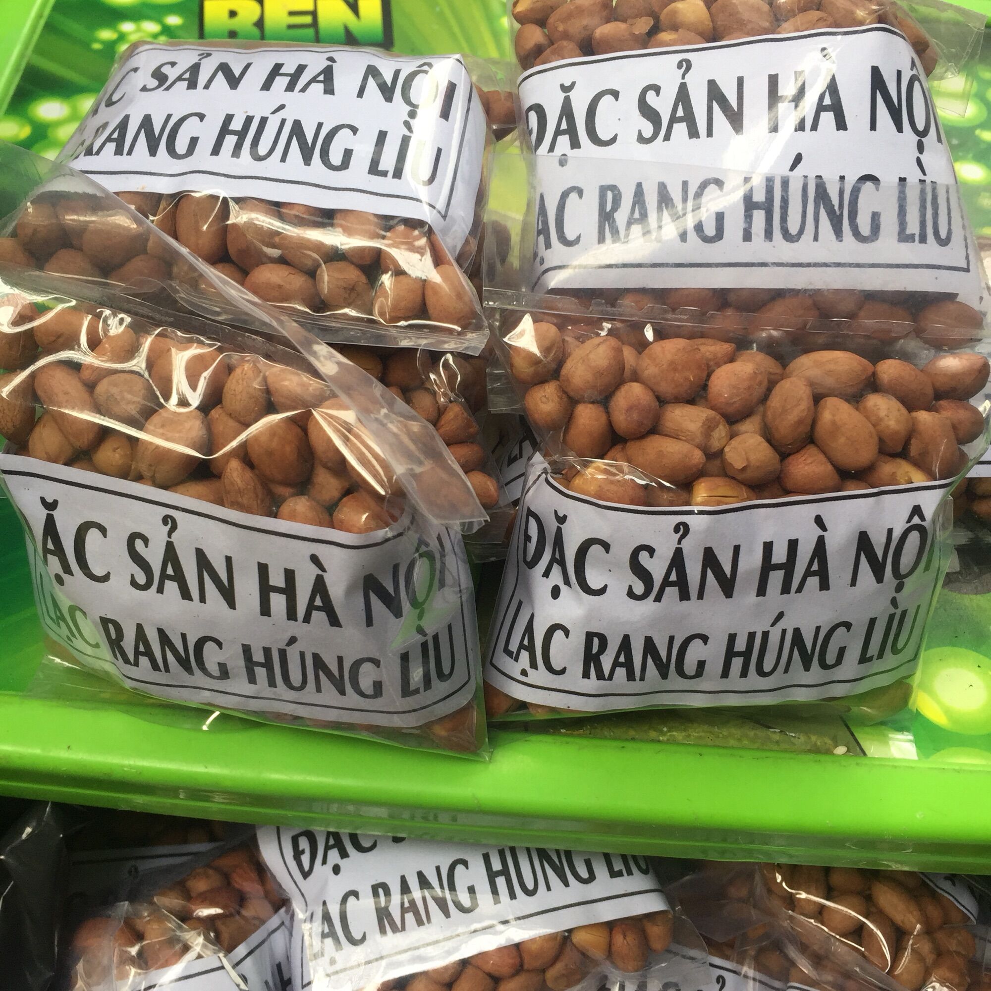 1 gói lạc( đậu phộng) rang húng lìu- đặc sản Hà Nội(mua 10 tặng 1)