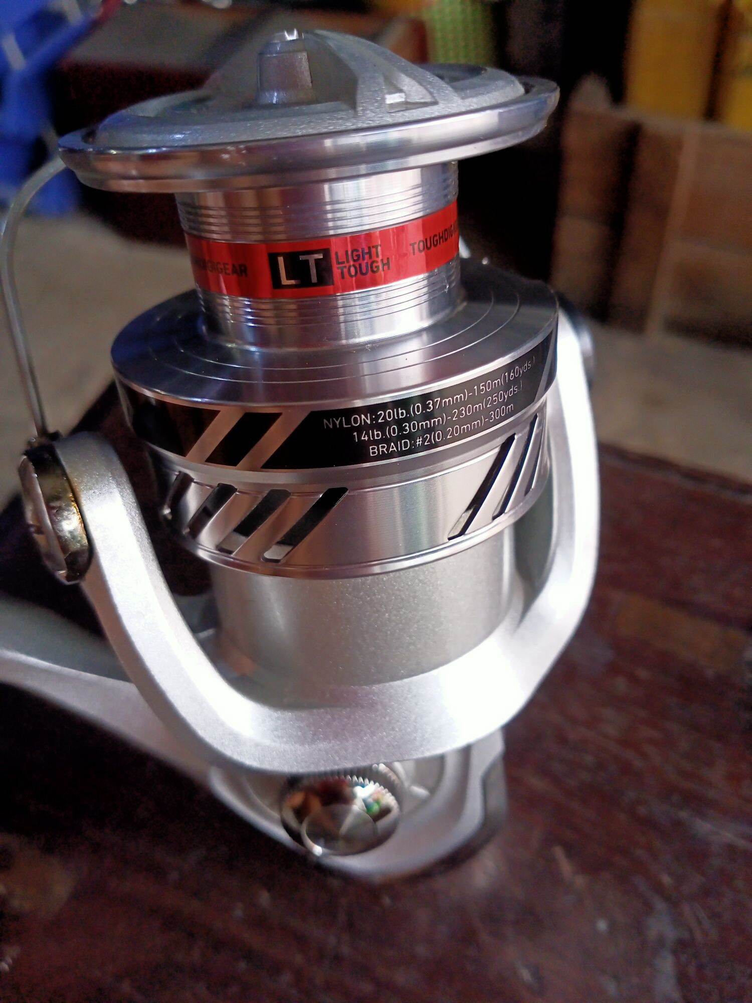 Máy câu Daiwa crossfire