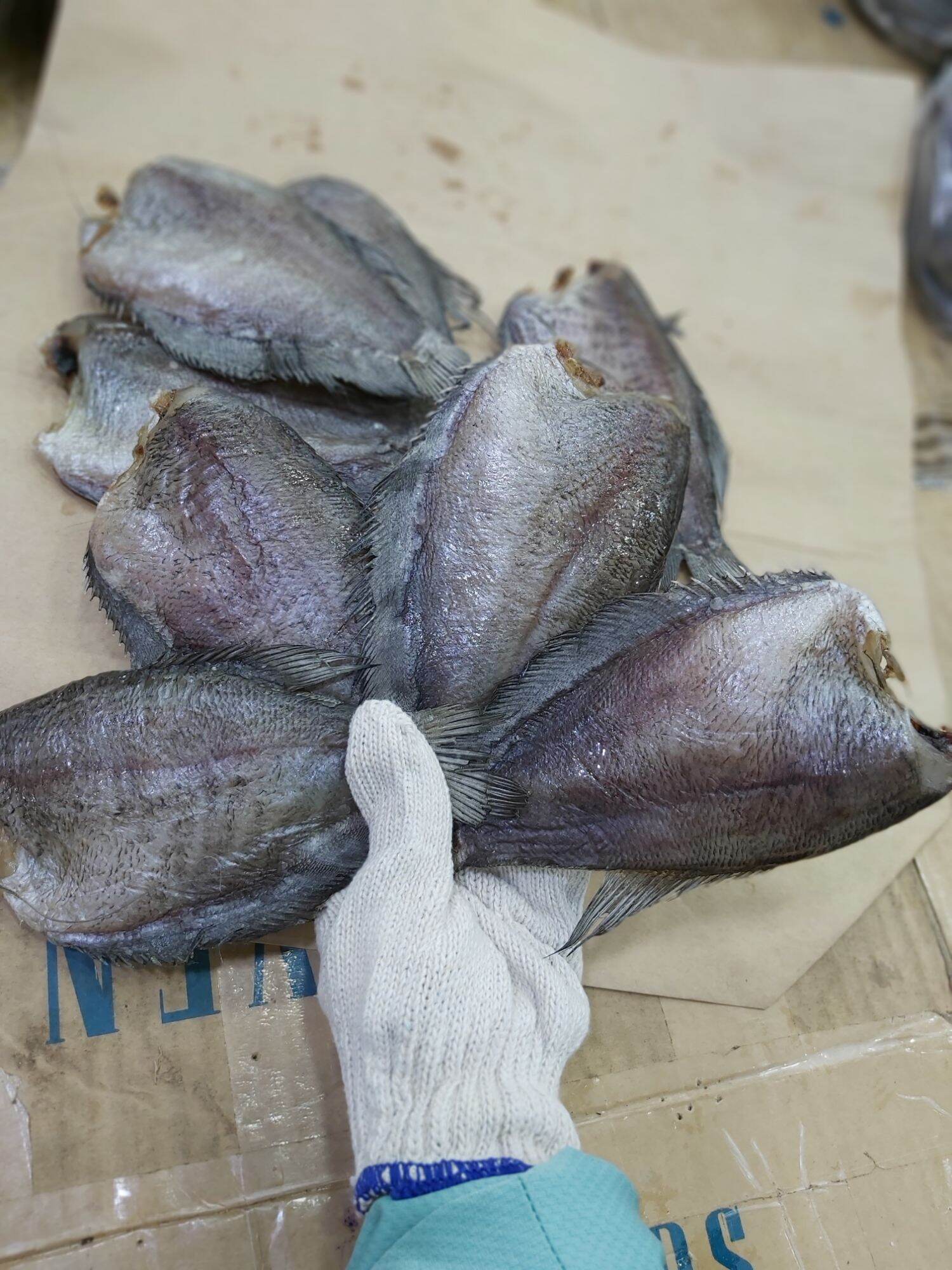 Khô cá sặc không đầu. 500 gam