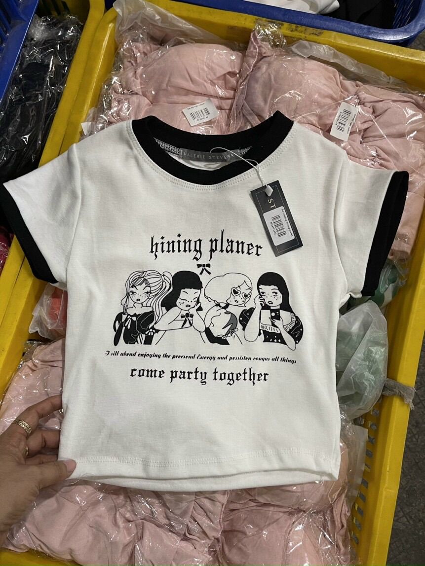 Áo croptop phối viền hinning planet UN
