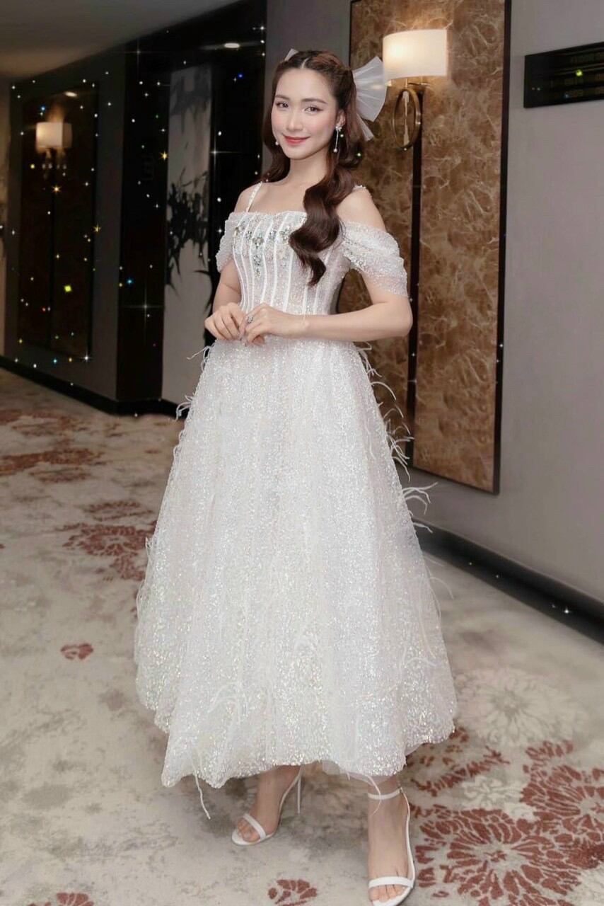 ĐẦM XÒE CÔNG CHÚA TRỄ VAI ĐÍNH ĐÁ