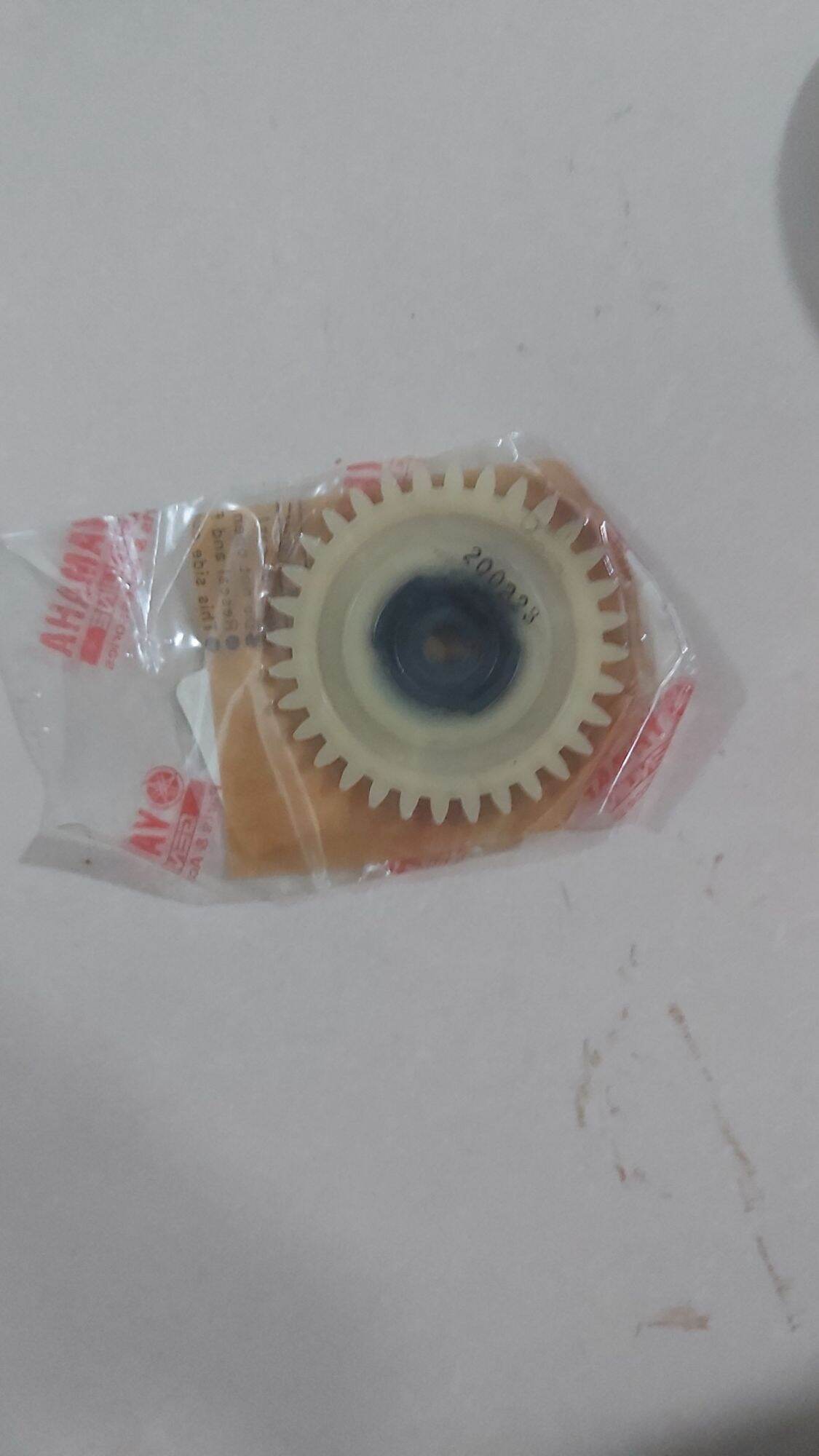 Bánh răng nhựa bơm nhớt Sirius 110 zin