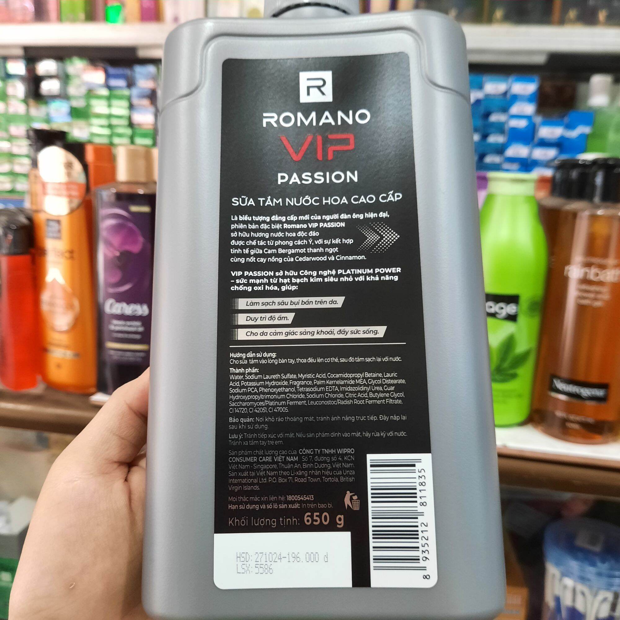 Sữa tắm nước hoa cao cấp Romano VIP 650g