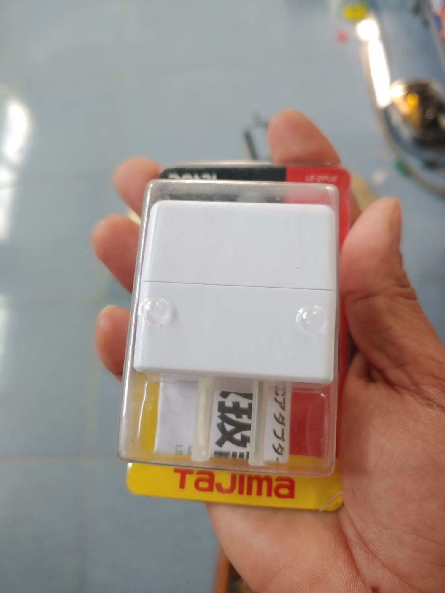 Cốc sạc TAJIMA 5v 1A.
