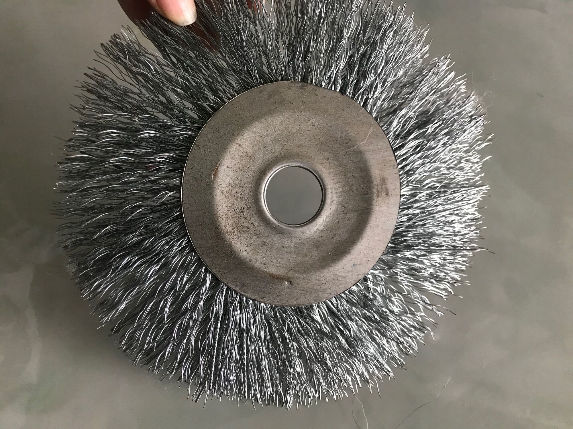 bánh cước sợi thép đánh bóng sắt rỉ sét ...