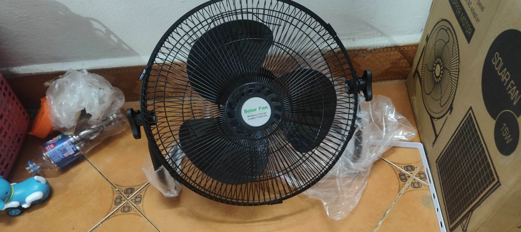 QUẠT TÍCH ĐIỆN NĂNG LƯỢNG MẶT TRỜI