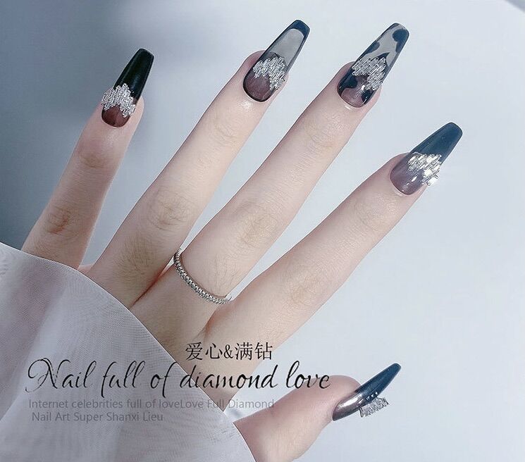 Charm trái tim hot 2021 (1 chiếc)