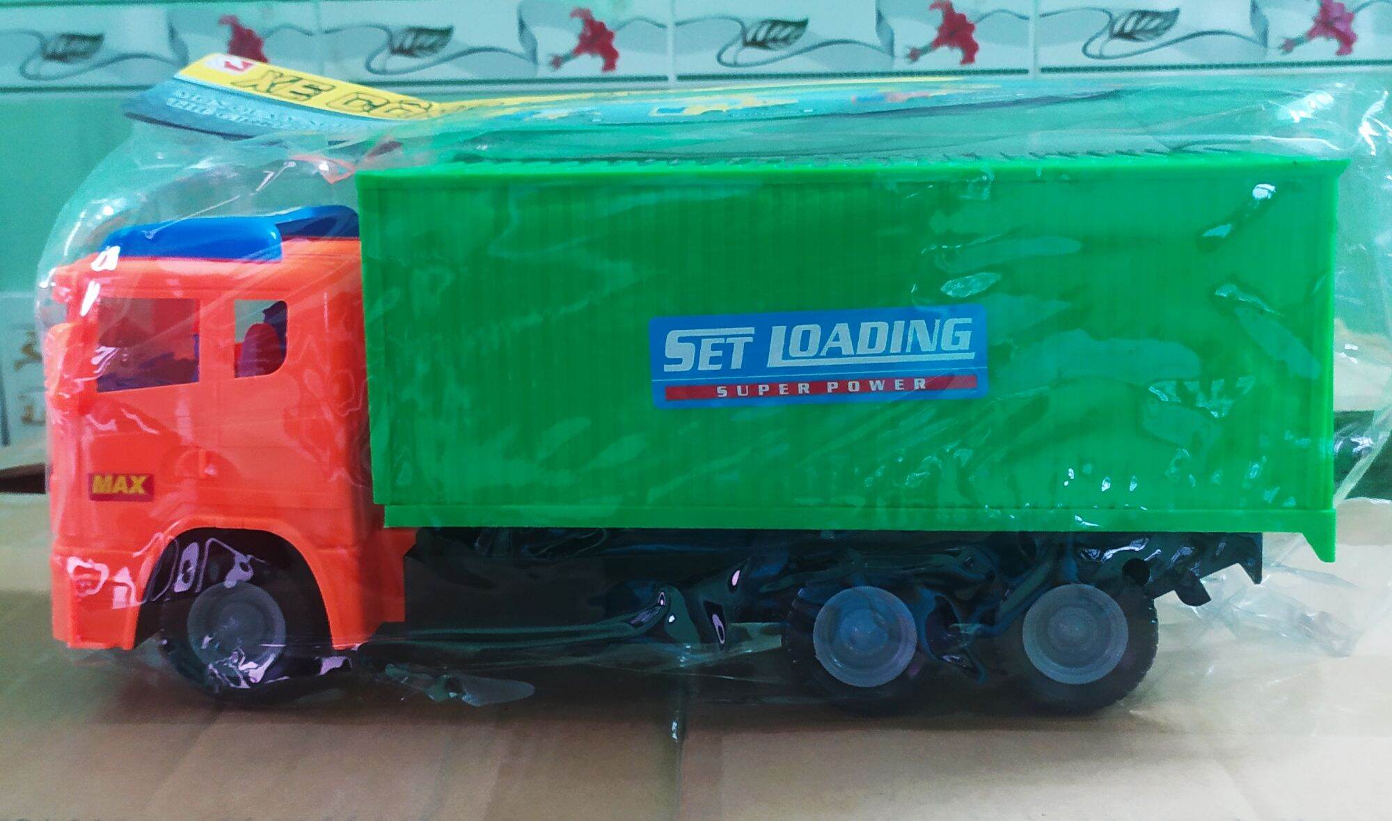 Xe công trình Container Long Thủy hàng Việt Nam