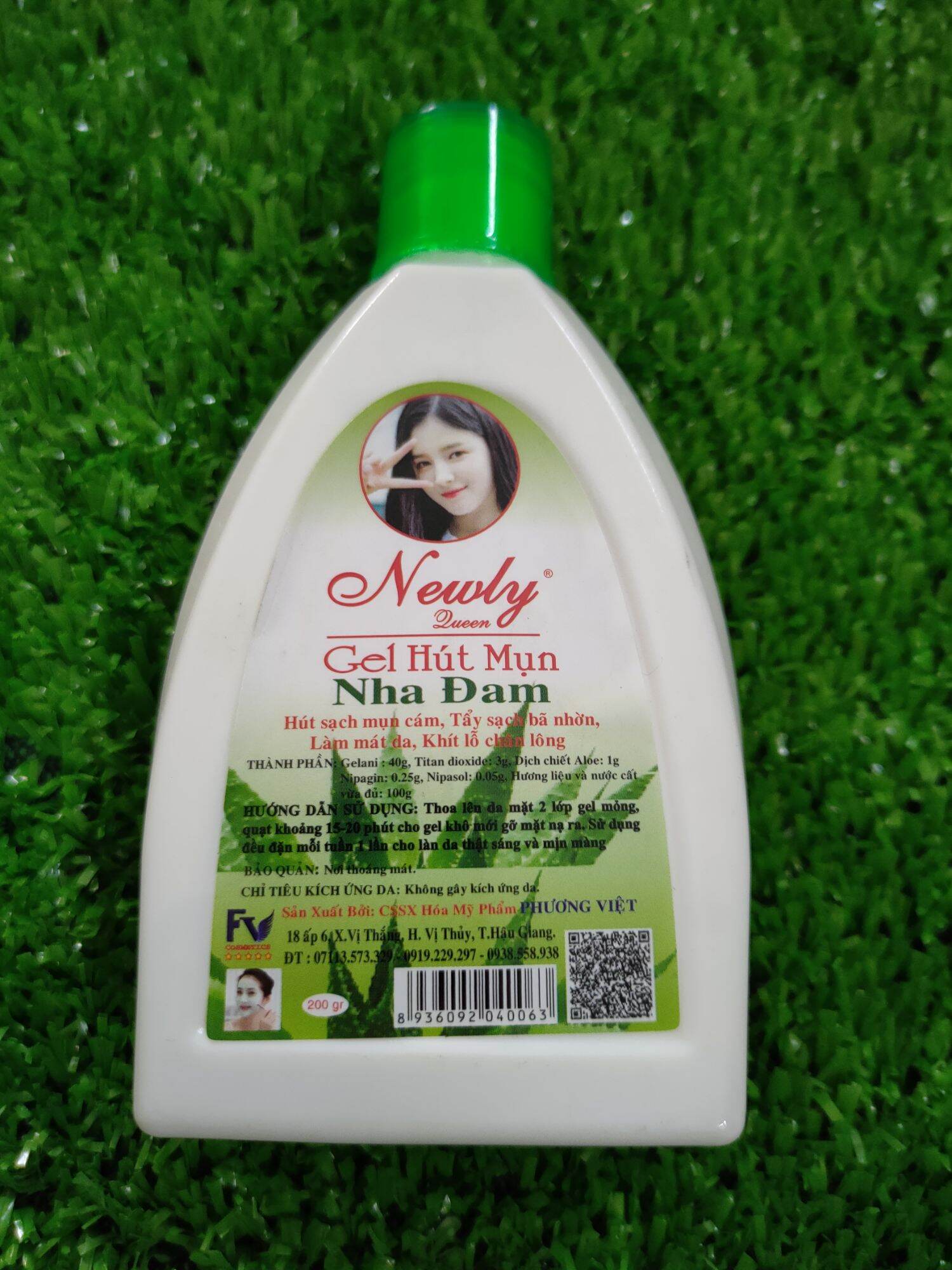 lột mụn cám Newly