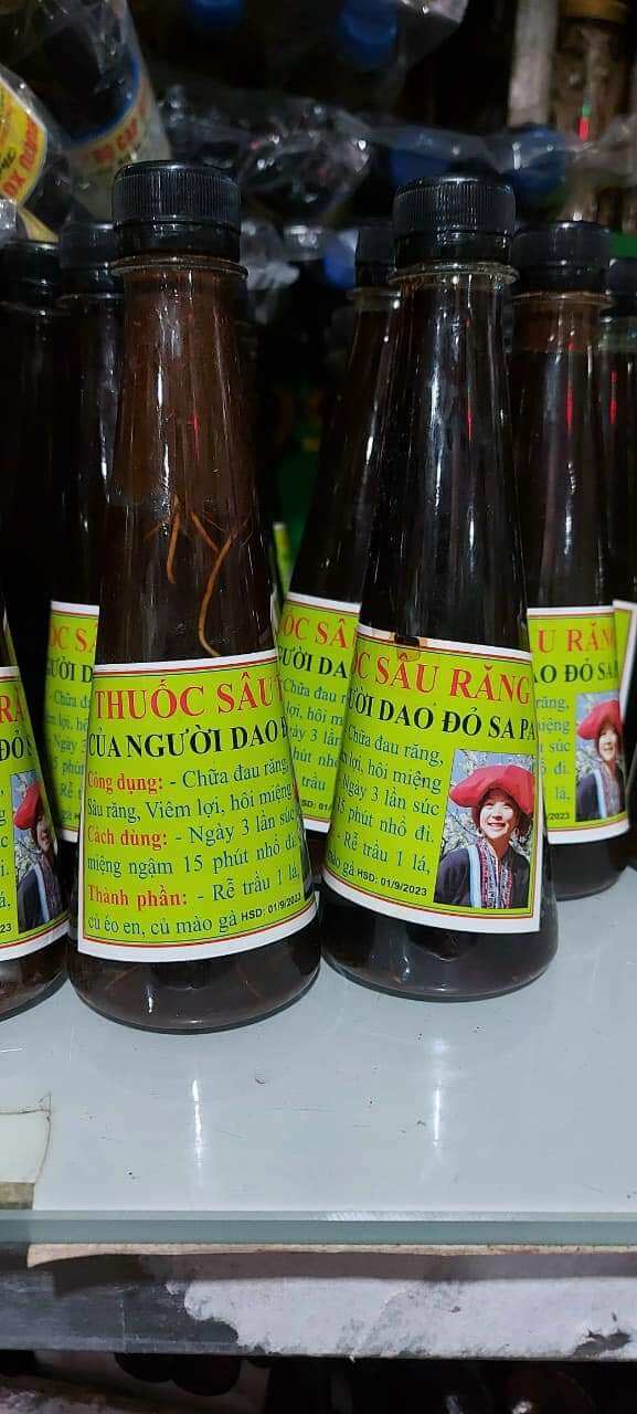 Sâu răng dân tộc dao đỏ