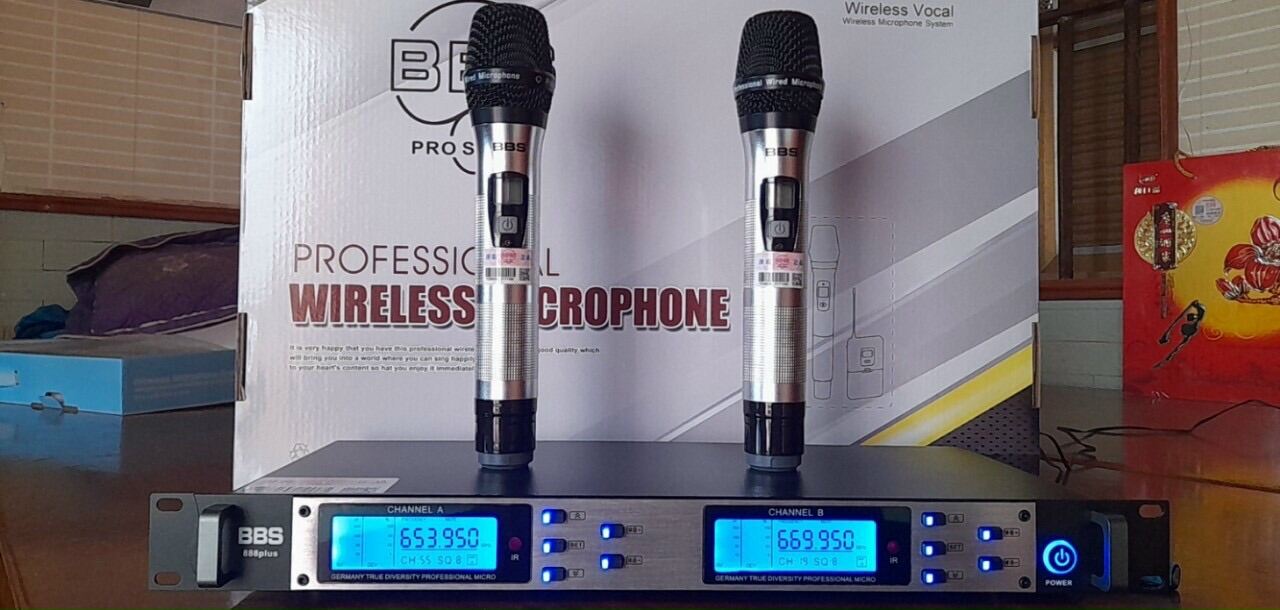 HCMMicro không dây BBS 888 plus  hàng nhập khẩu  năm 2022 - Gia Khang Shop