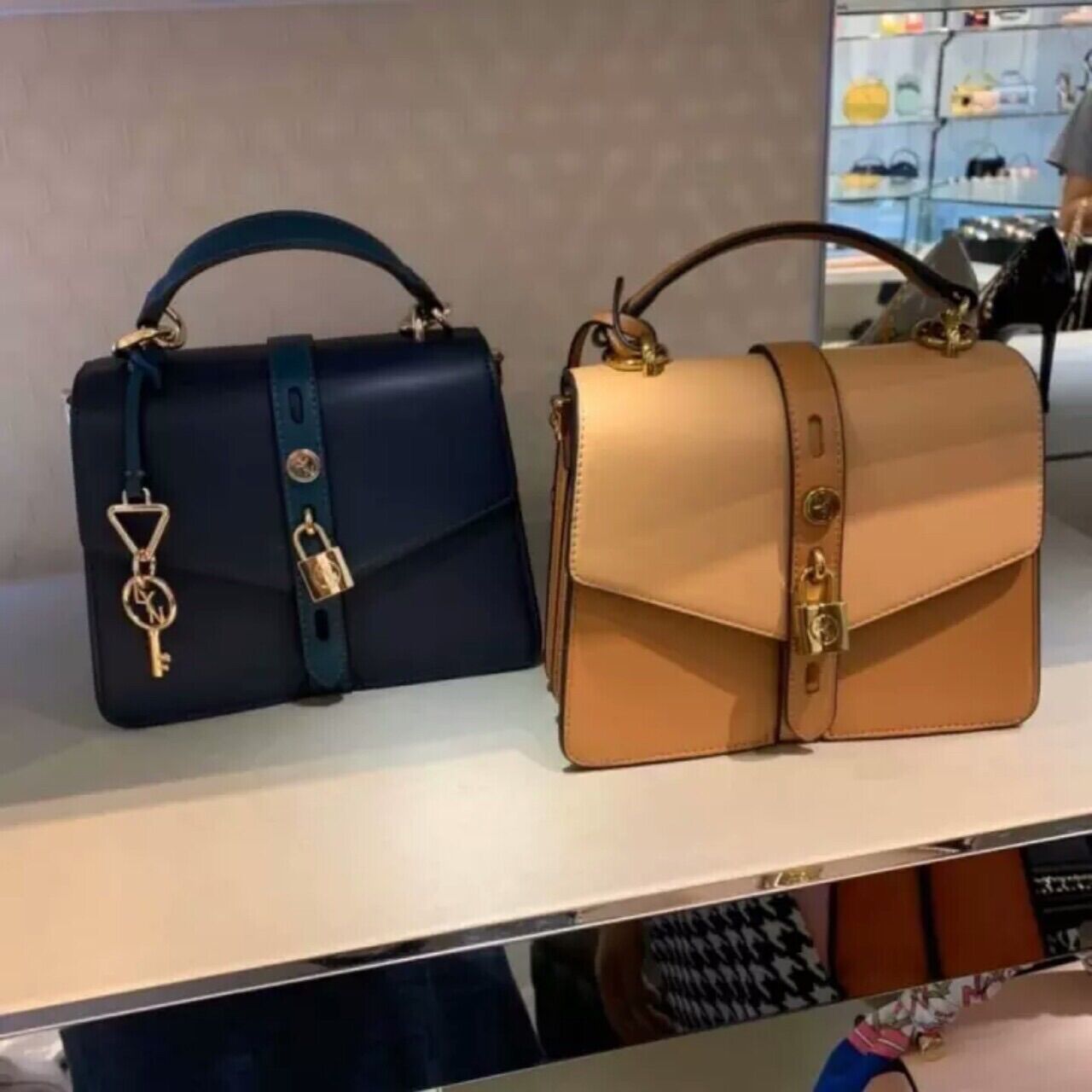 Túi quai sách LYN GRAZZI khoá chảm| Size 22