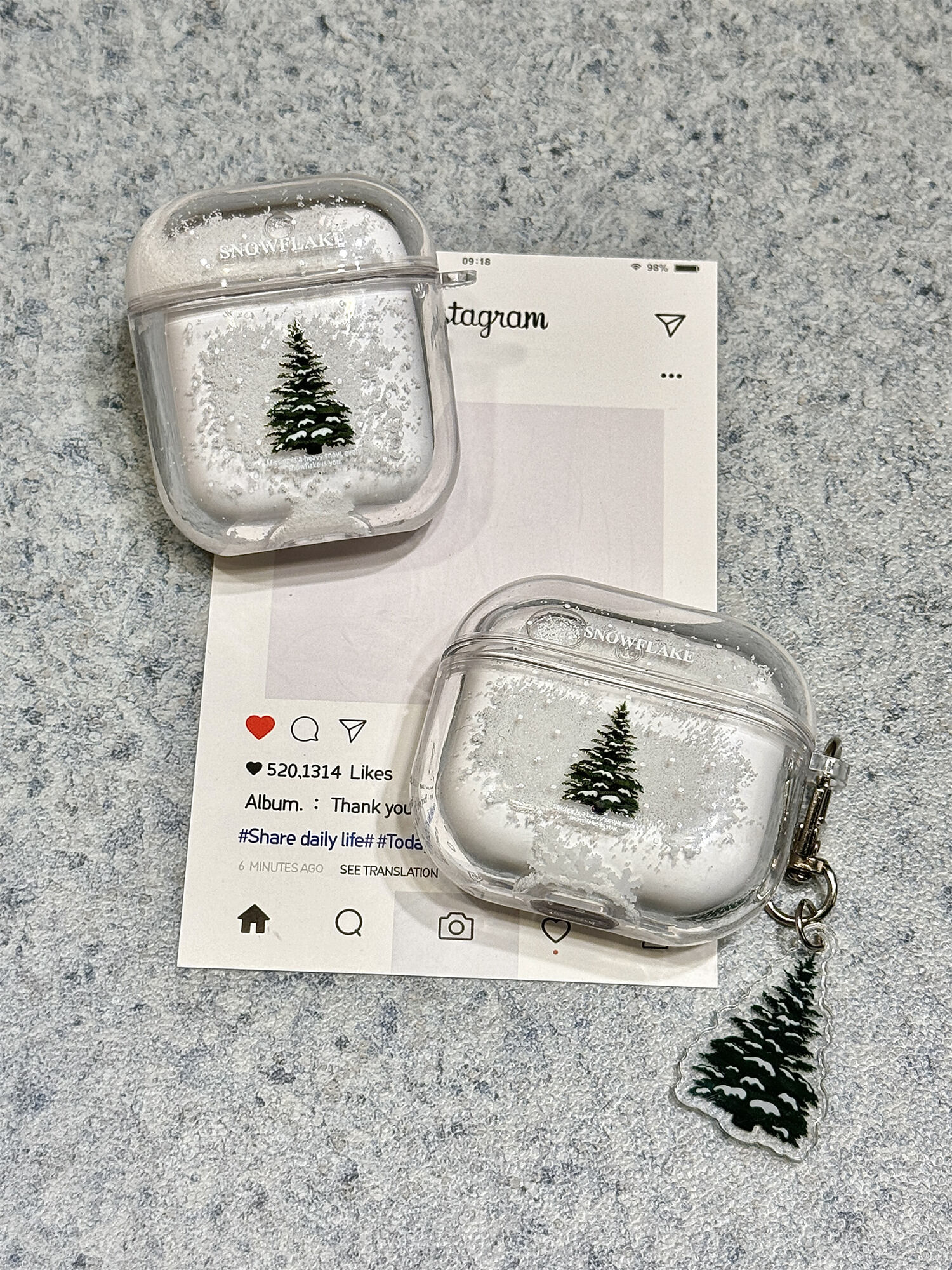 Vỏ Bảo Vệ AirPods pro 4 Mùa Đông Đơn Giản Hình Tuyết Rơi Vỏ Đựng Tai Nghe Bluetooth Không Dây Có Móc Treo Hình Cây Thông Acrylic