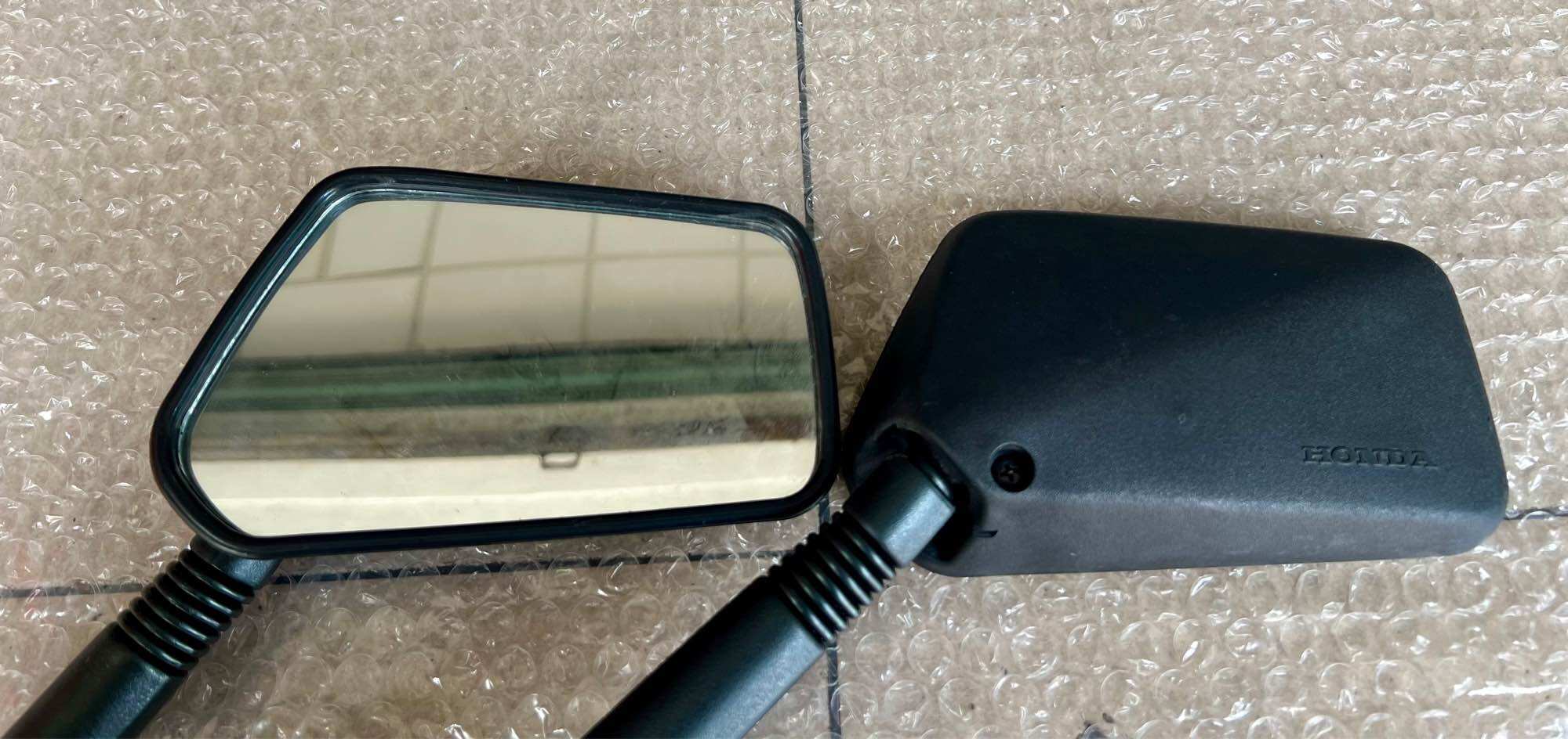 Kiếng Hậu xe Spacy 125 hàng Thái Lan