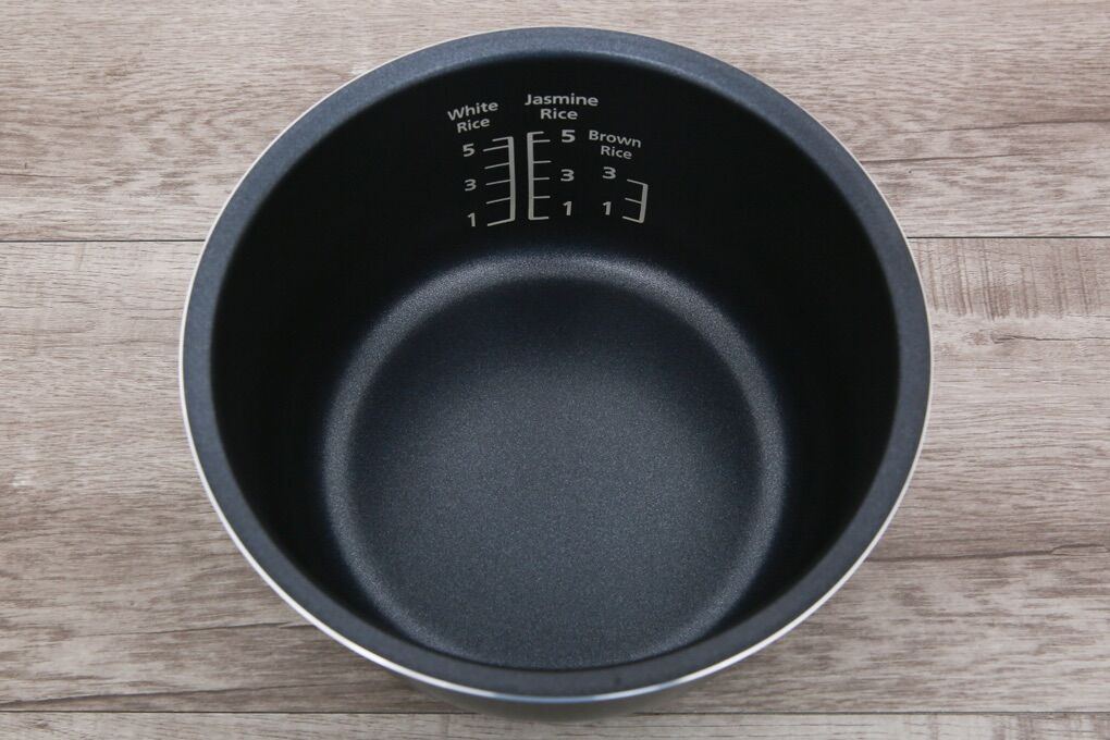 Nồi cơm điện tử Panasonic 1 lít SR-CL108WRA - Hàng chính hãng