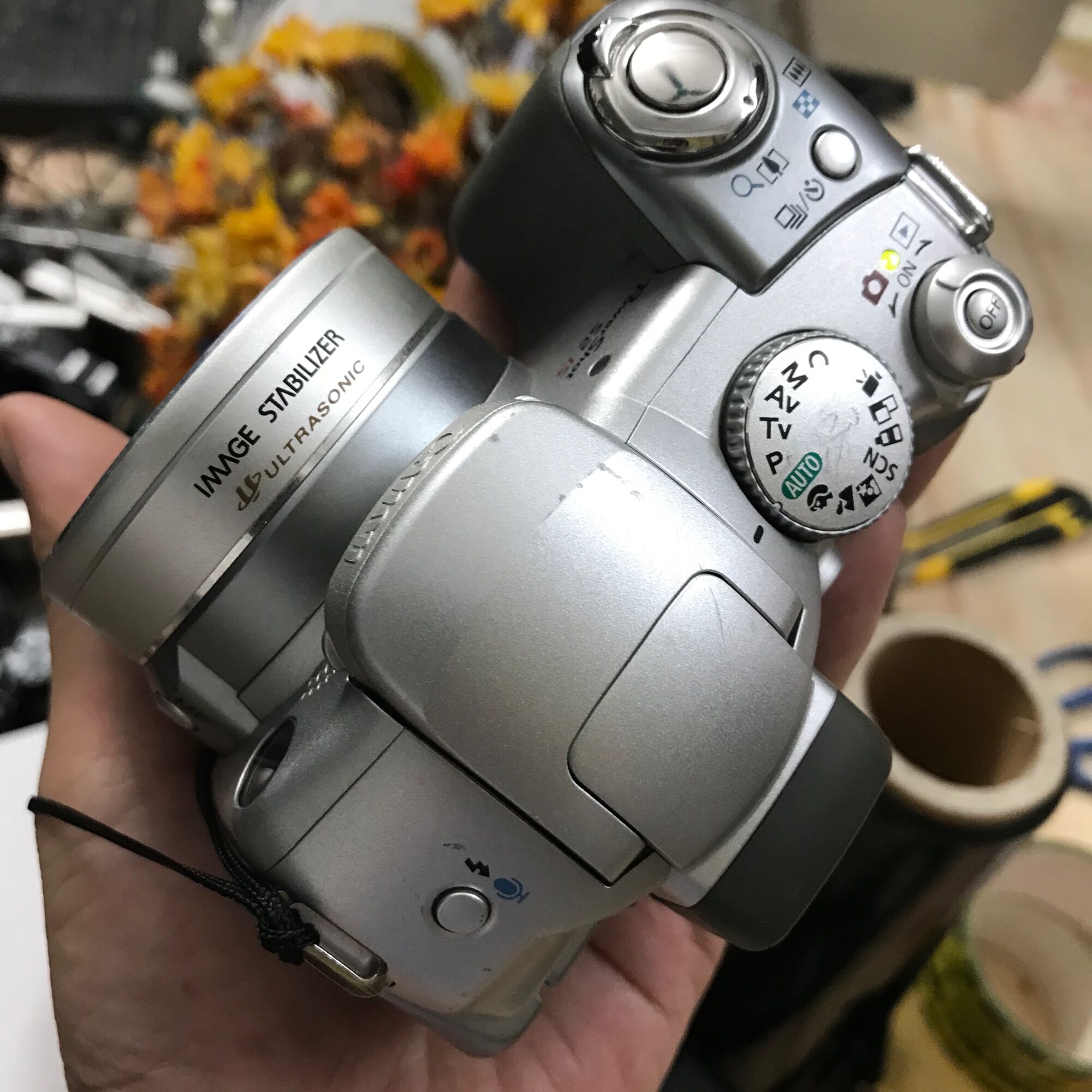 CANON POWERSHOT S2IS máy cổ điển