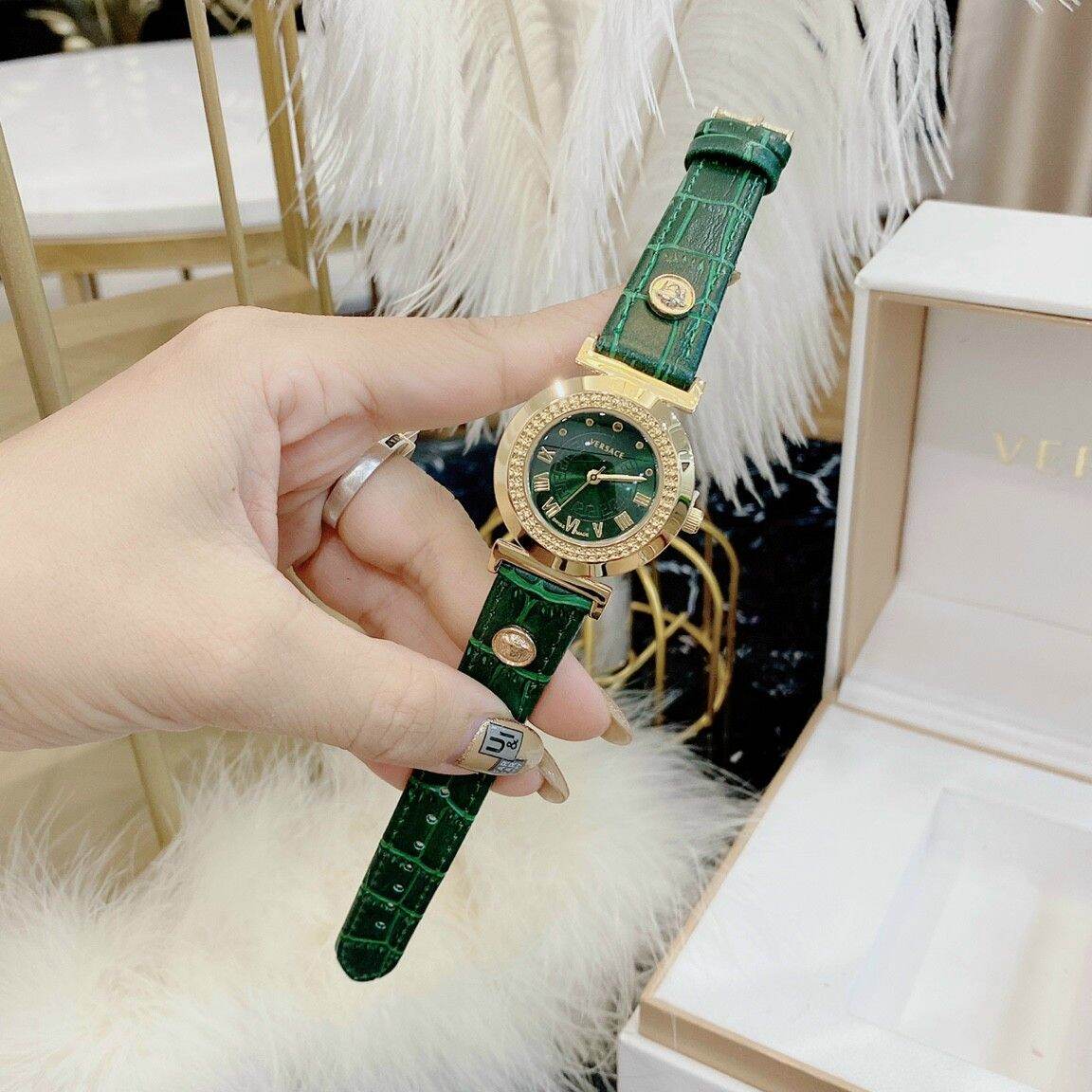 Đồng Hồ VC dây da cao cấp