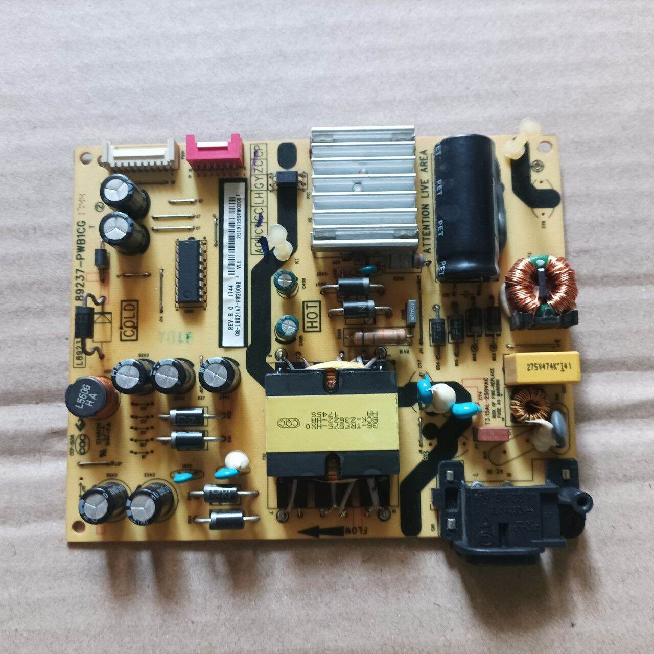 Bo mạch tivi TCL 40P62-UF