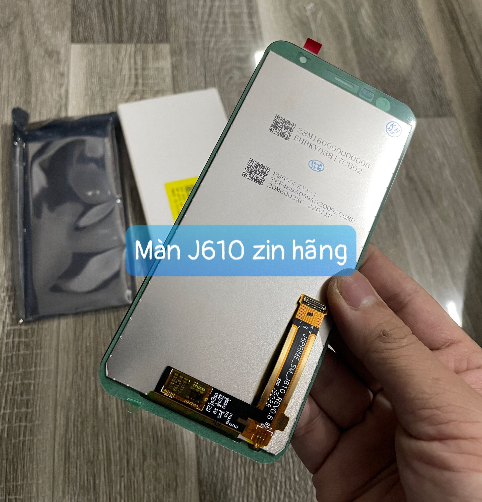 Màn hình Samsung J4+ / J6+ / J4 Core (zin 6 inch độ phân giải HD+, sử dụng tấm nền IPS LCD)