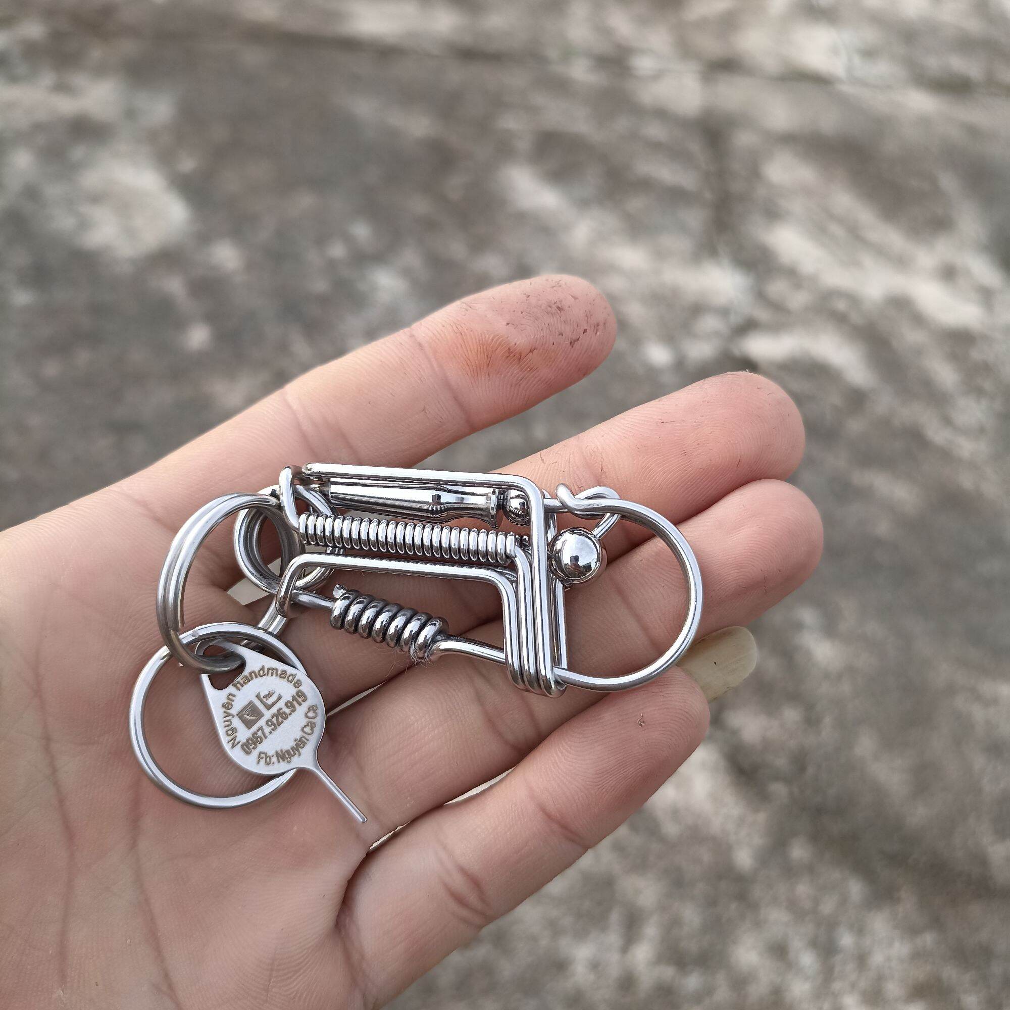MÓC KHOÁ THỦ CÔNG LỤC BÌNH INOX