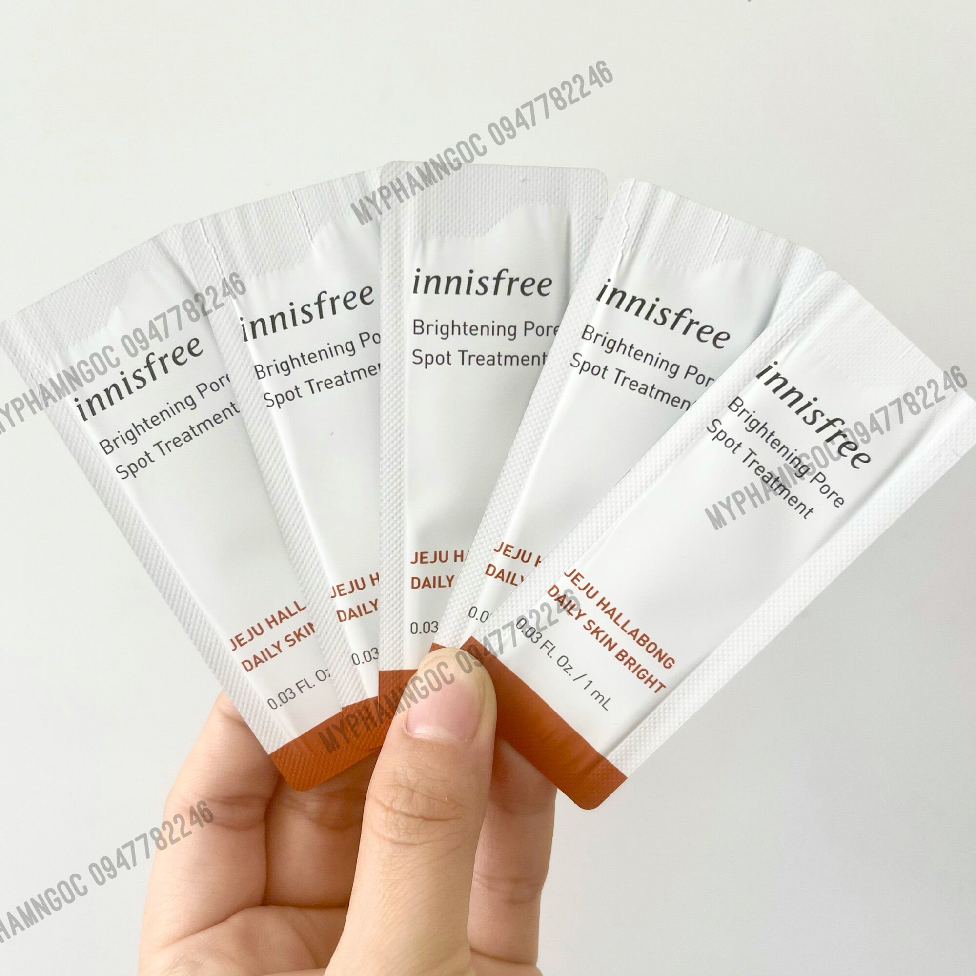 Sample [Gói 1ml] Tinh Chất Làm Sáng, Mờ Thâm Nám Innisfree Brightening Pore Spot Treatment