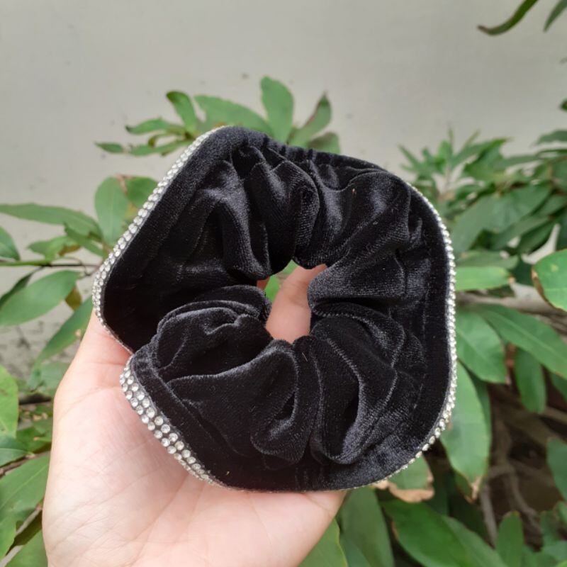 Cột tóc nhung đính xoàn 2 hàng