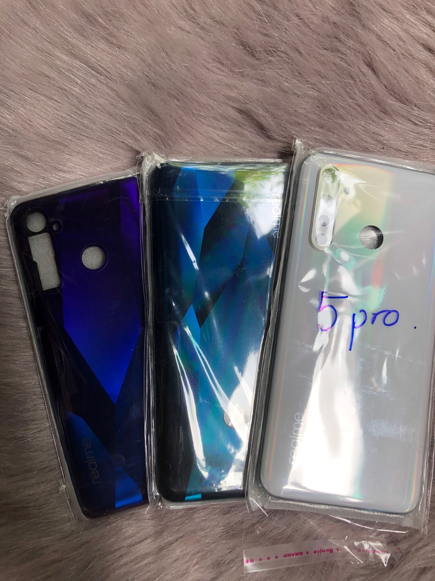 Vỏ bộ Oppo Realme 5 pro zin new shop có sẵn 3 màu