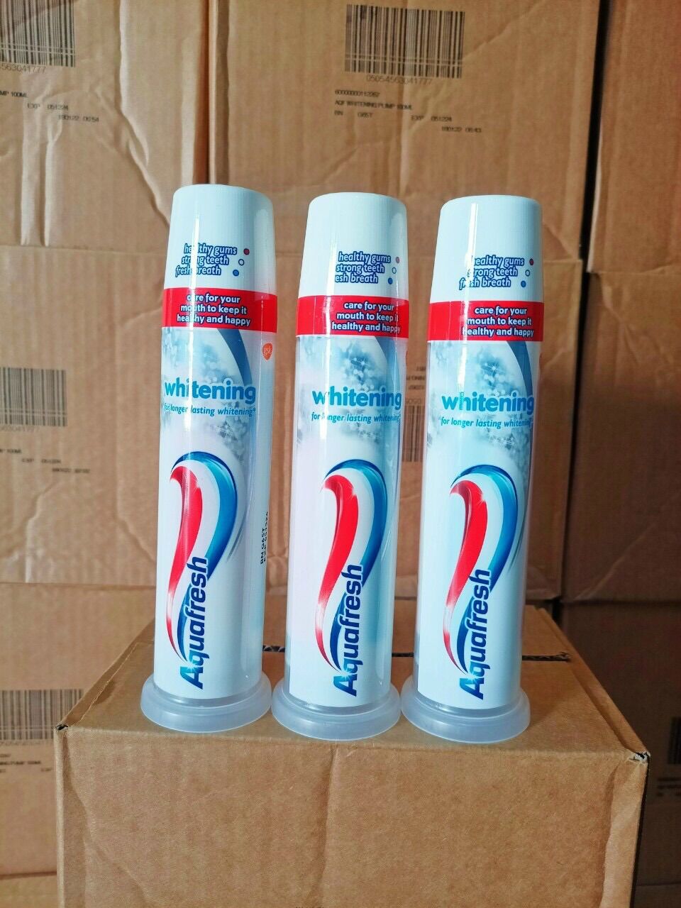 Kem đánh răng Aquafresh