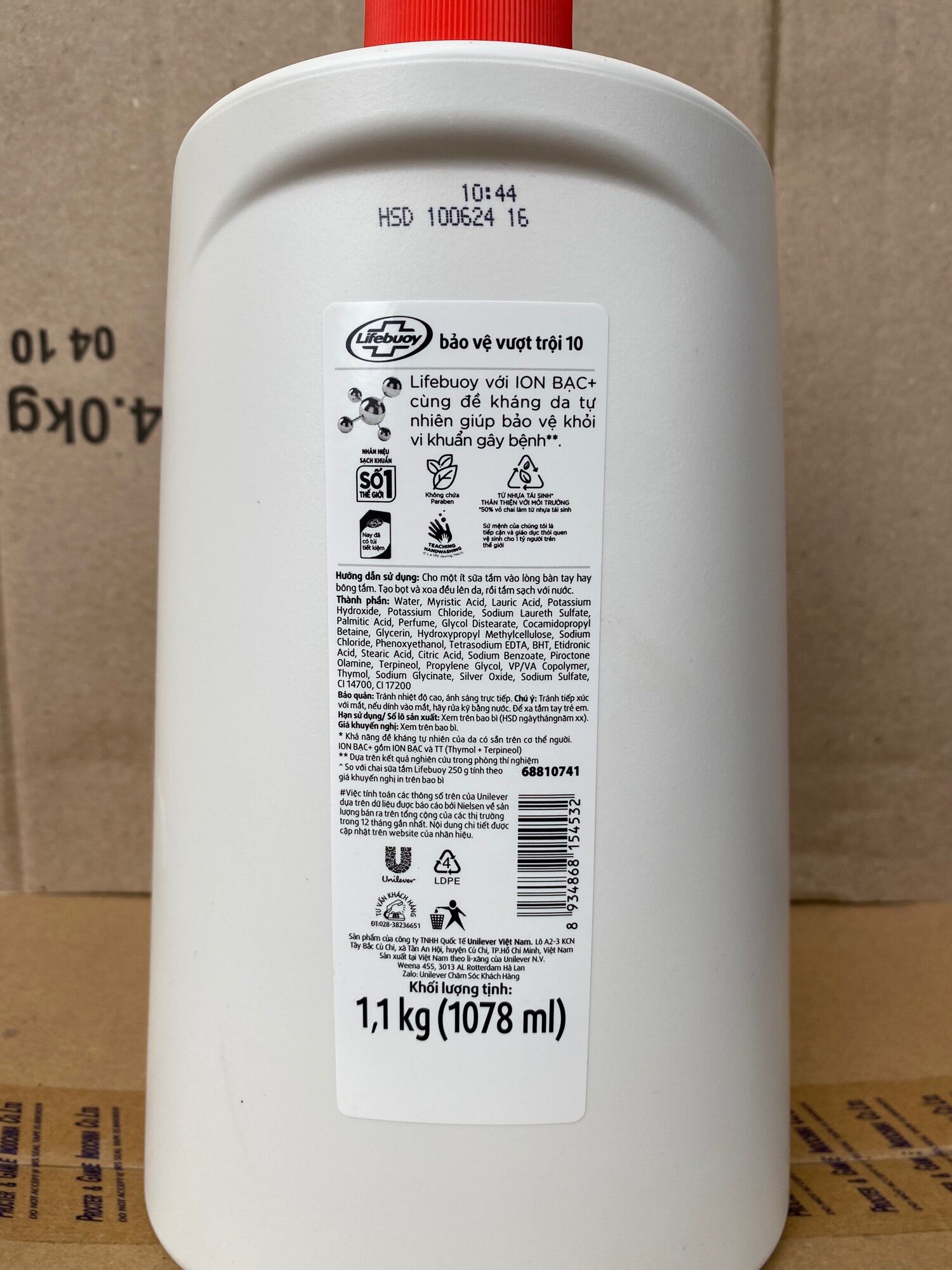 Sữa tắm lifebuoy 1,1kg ( có sẵn 2 màu )