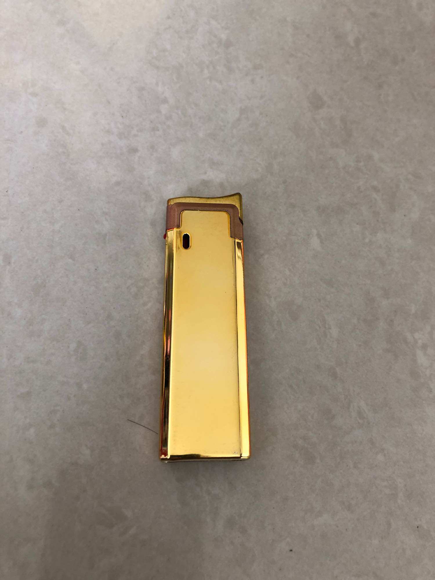 Bật lửa sắt khè tia xanh 0810