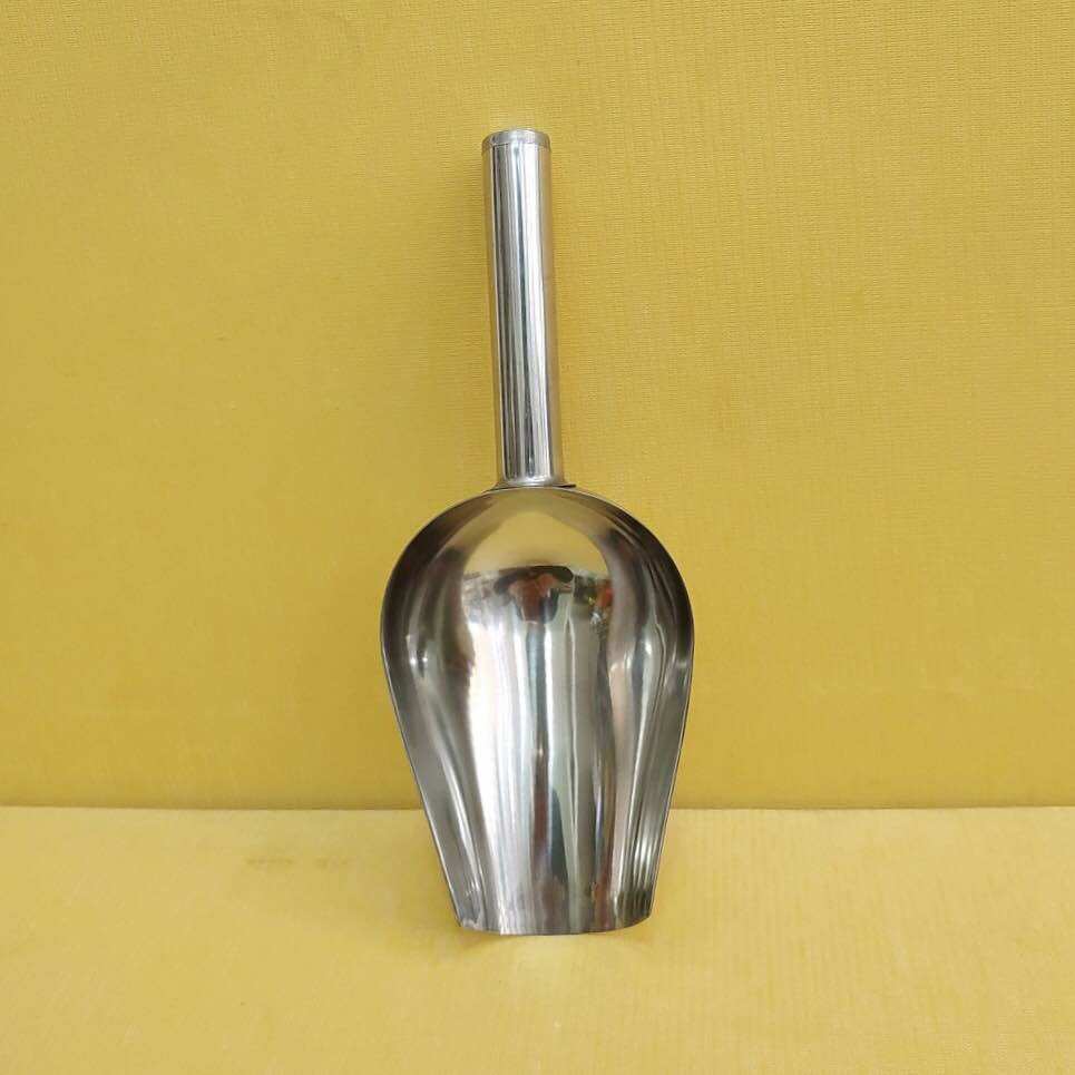 Muôi xúc đá inox size trung 24 x 9,5 x 5cm