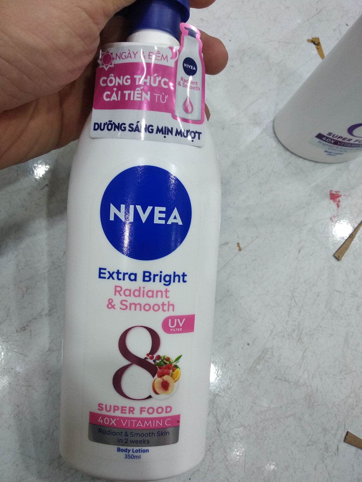 Sữa dưỡng thể trắng da NiViA ban đêm,ngày