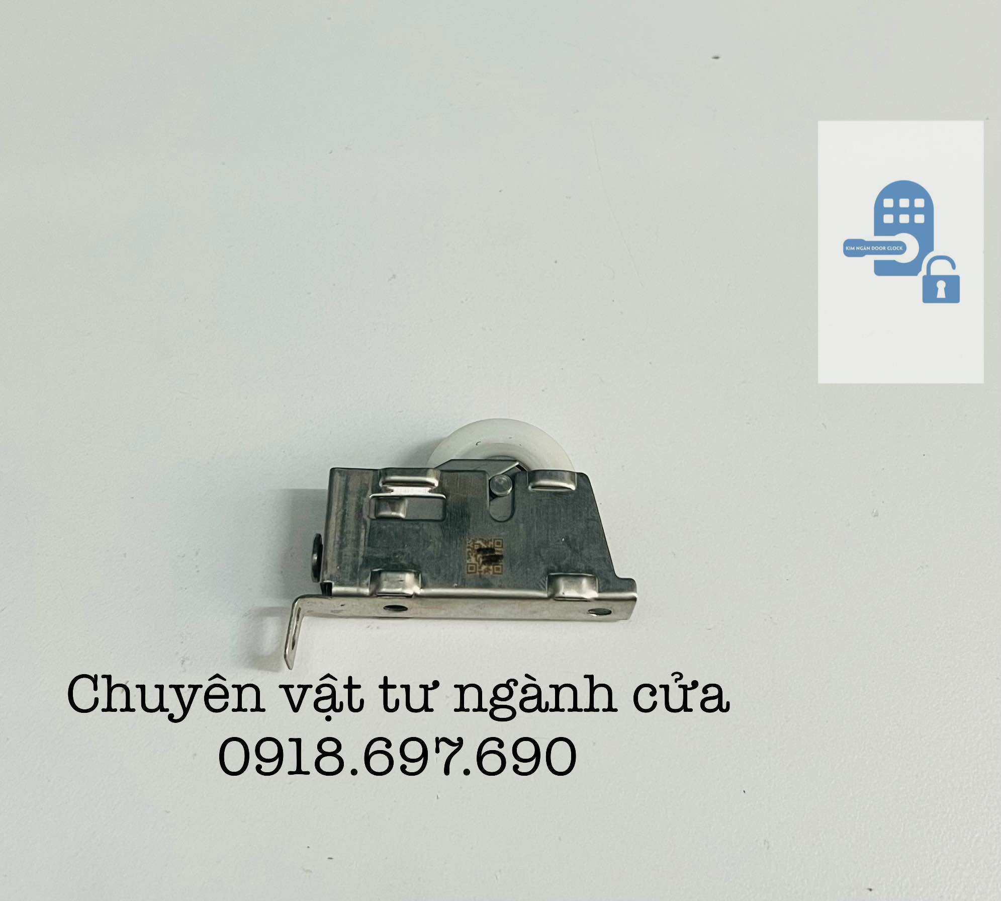2 cái Bánh xe cửa sổ lùa nhôm ( hệ 888 )