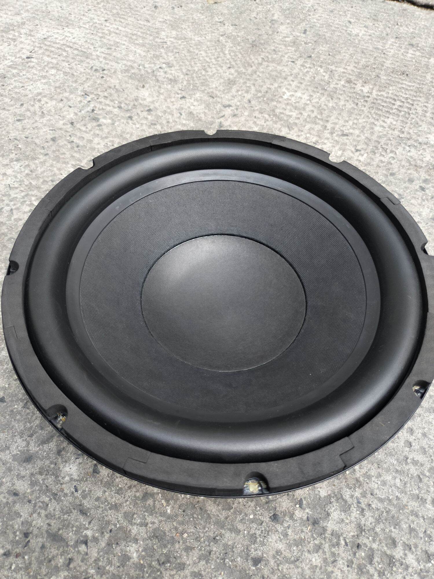 Bass 30 sub. coil 51 từ 140.