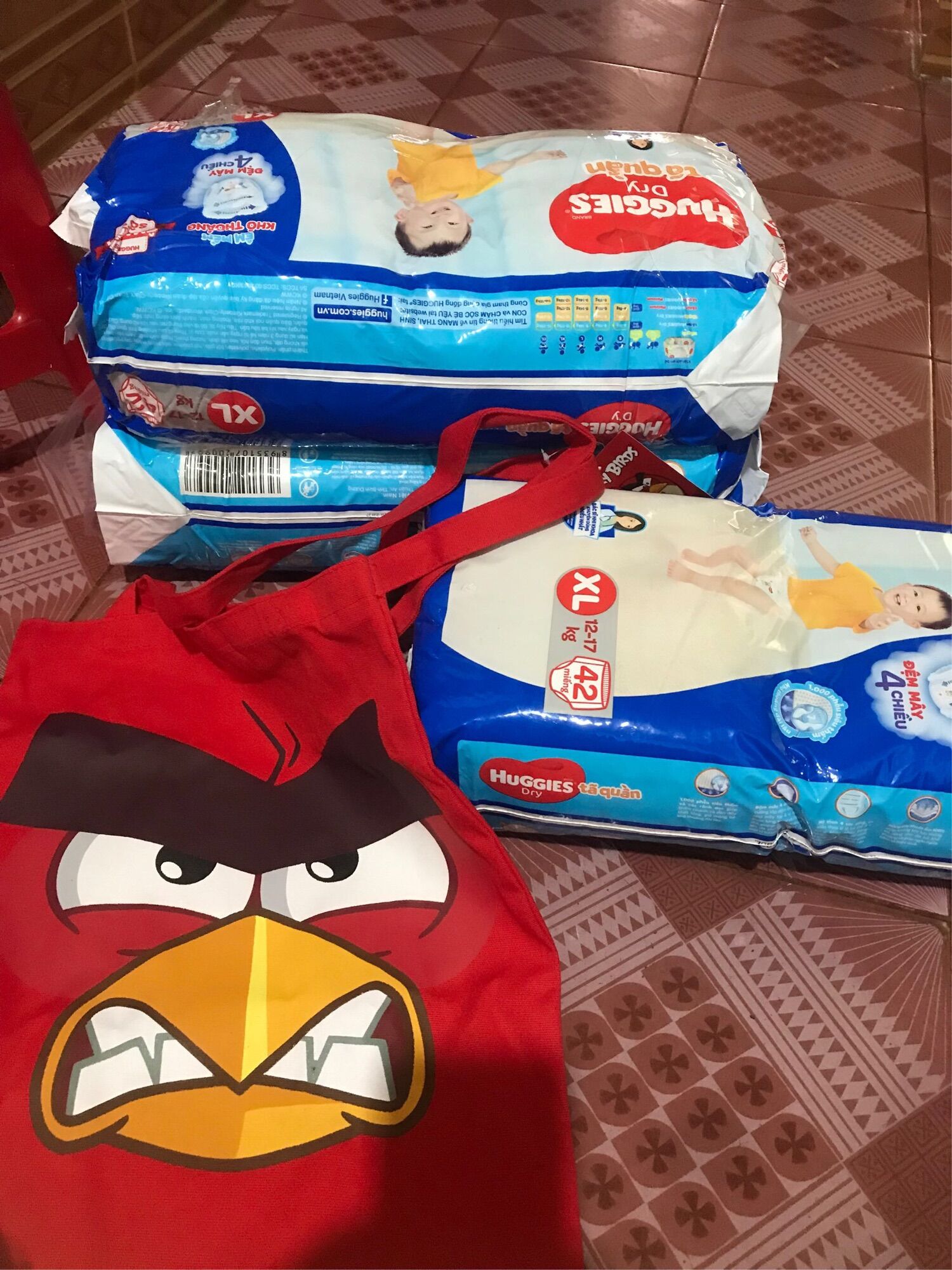 Túi tote Angry bird huggies