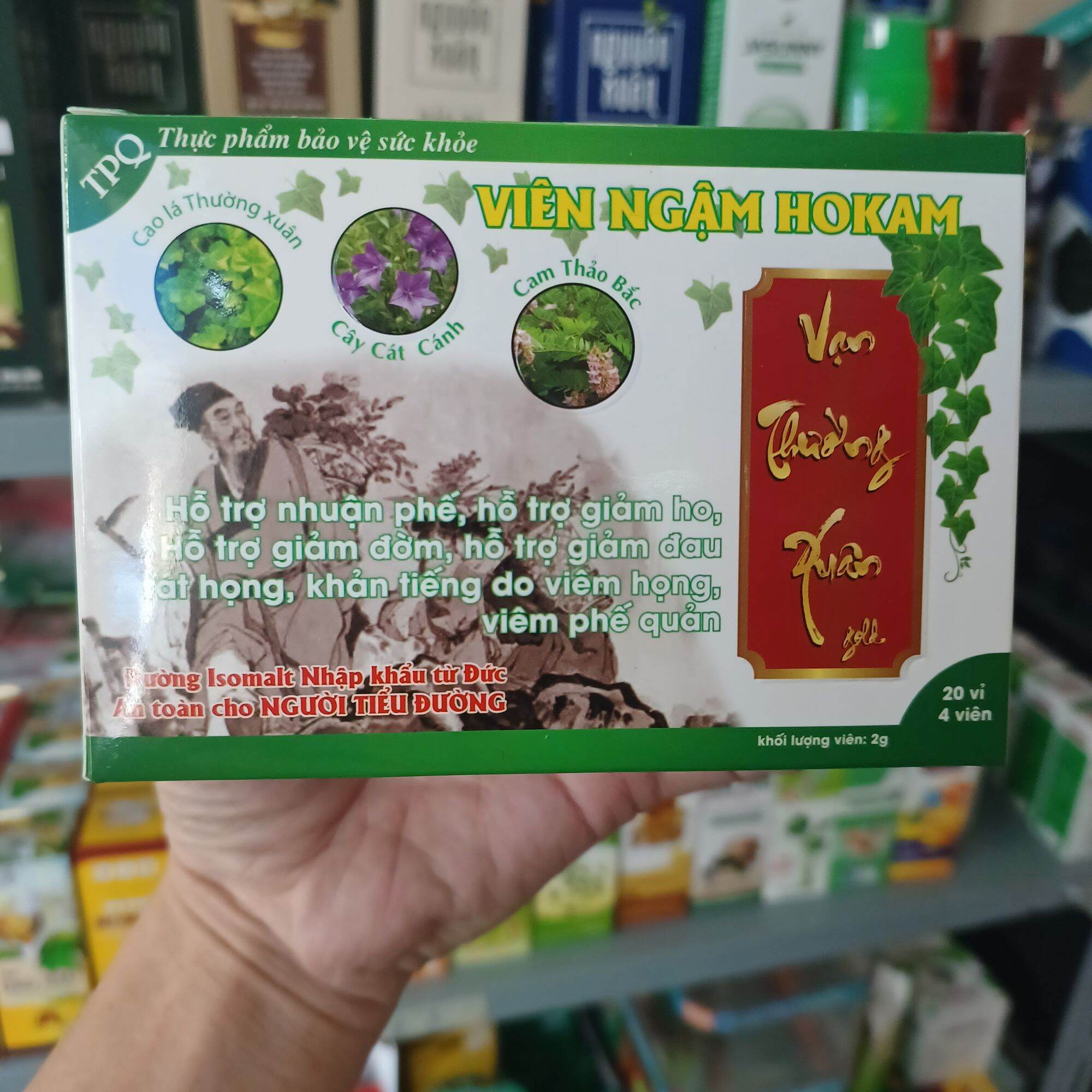 Kẹo ngậm vạn thường xuân  hộp 20 vỉ x 4 viên