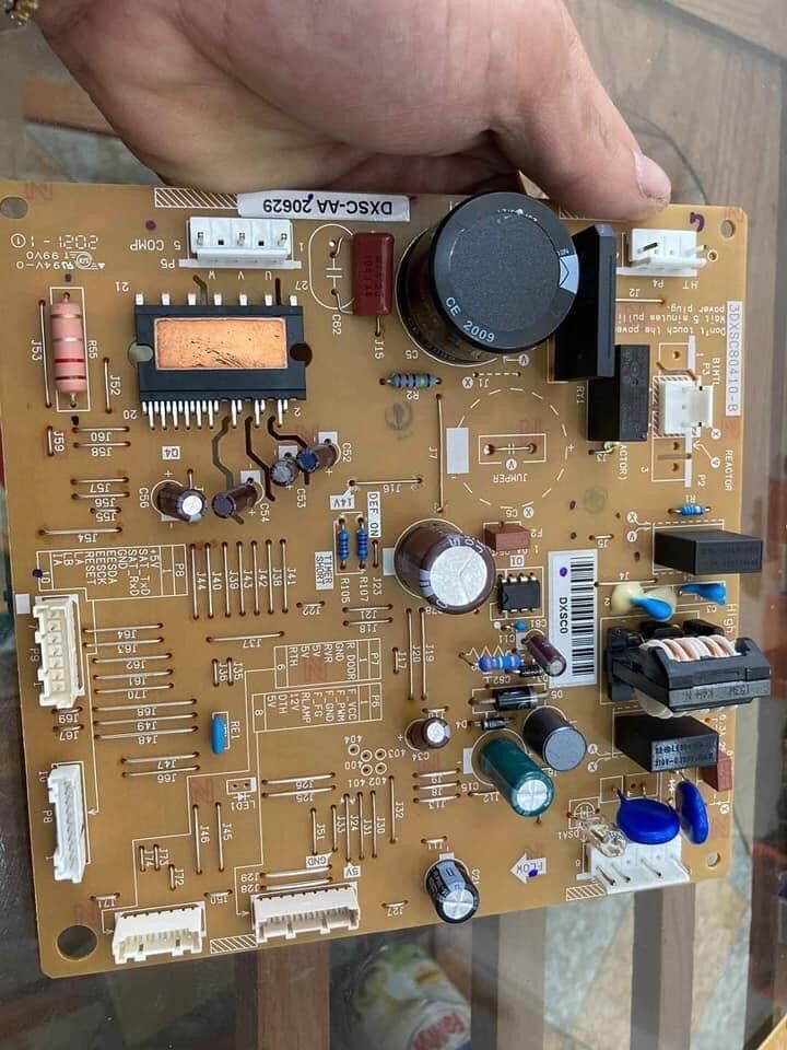 Bo mạch tủ lạnh Toshiba tháo máy zin đẹp
