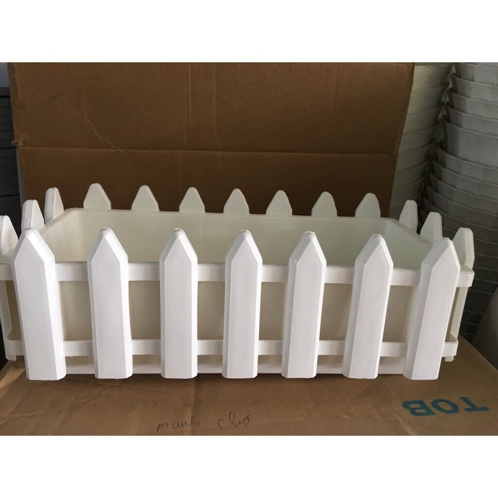 Chậu nhựa hàng rào màu trắng cỡ nhỏ trồng hoa cây cảnh 31x15x11cm